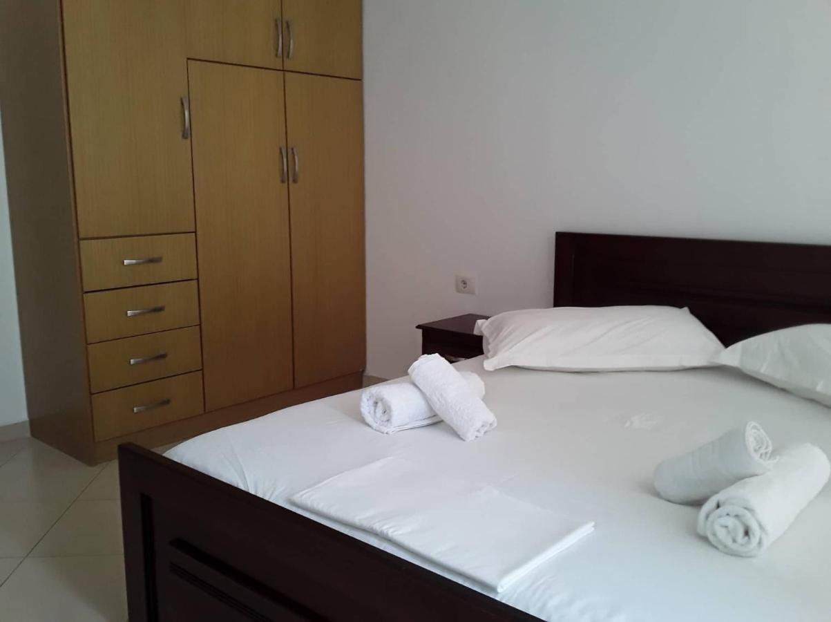 Caldera Vista Apartaments Sarandë Exterior foto